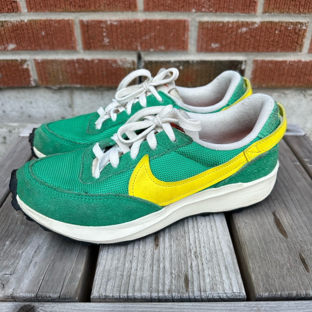 Nike Waffle Debut Vintage Stadium Green Yellow Shoes DX2931-300 Women's Size 7